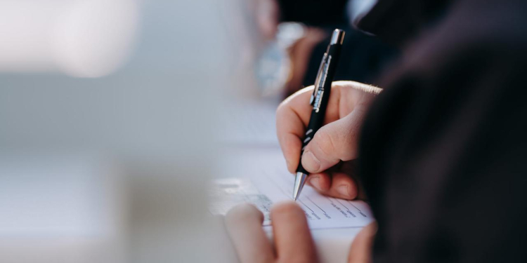 Zmiany w rencie wdowiej 2025: Nowe świadczenia i opcje